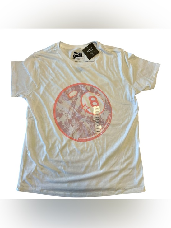 Magic Other - NWT| Magic 8 ball | Graphic Tee | SZ LG